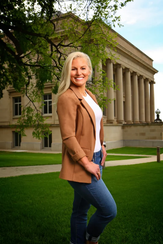 Dr. Danielle Schmidt